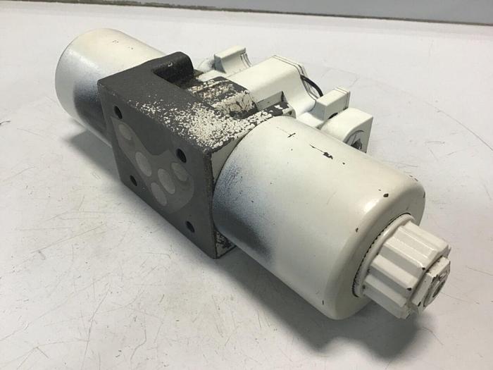 Used YUKEN Directional Valve DSG-03-3C40-D24-50 USED