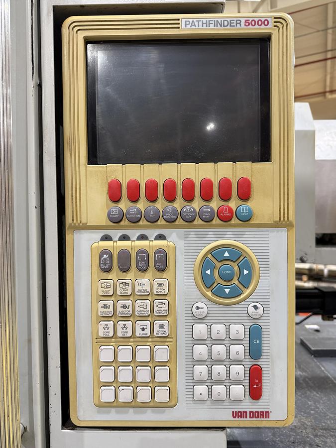 Used 1998 VAN DORN DEMAG 500 Ton Injection Molding Machine 500HT-4300 USED