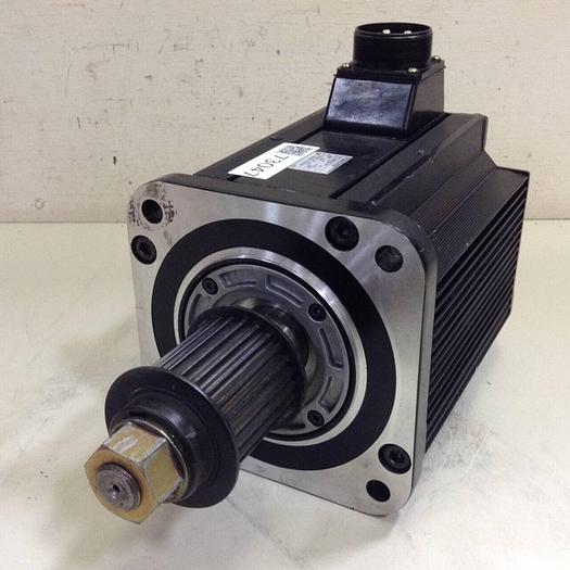 Used YASKAWA AC Servo Motor SGMG-55A2AC Used