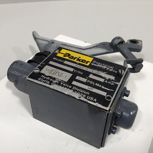 Used PARKER Directional Control Valve D3ML4B10X4384 #89843