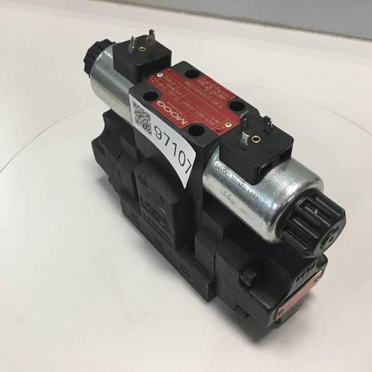 Used MOOG Valve NWE43P6H08PC0BN0 Used