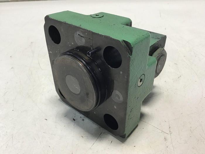 Used VICKERS Valve DG4V3S22AMUHL760EN490 Used