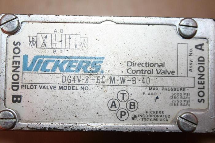 Used VICKERS Directional Control Valve DG4V-3-6C-M-W-B-40 Used