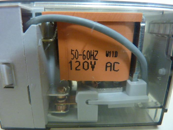 Used ALLEN BRADLEY Relay 700-HA32A1 #50468