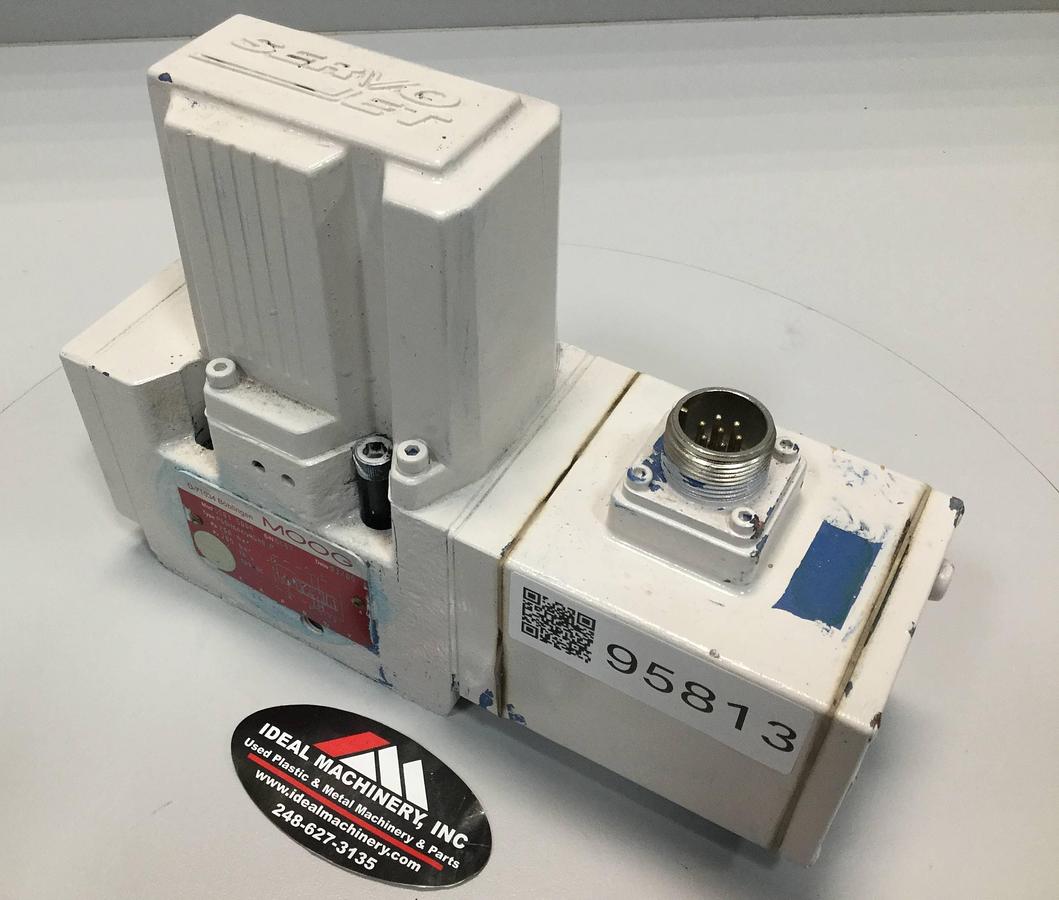 Used MOOG D661-5009 SERVO JET HYDRAULIC VALVE USED 