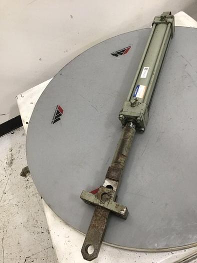 Used HORIUCHI MACHINERY Injection Sled Cylinder F7-SE 1CA 80B175N 465-CO #136207