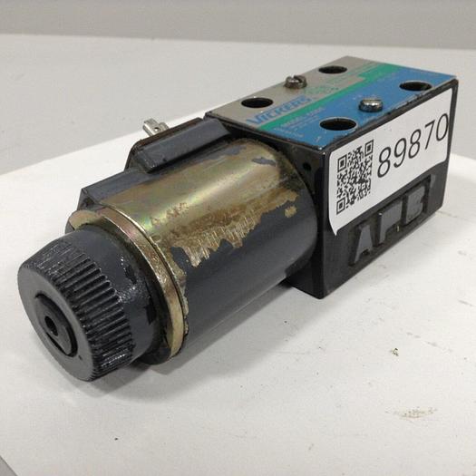 Used VICKERS Valve DG4V3S2AMUHL760EN490 Used