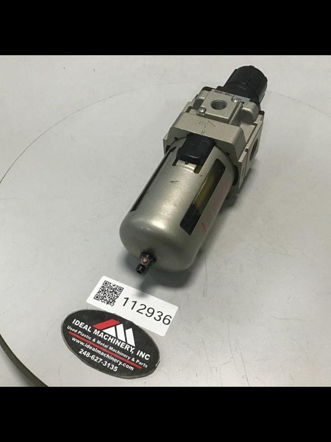 Used SMC Filter Regulator AW40-N04-Z Used #112936