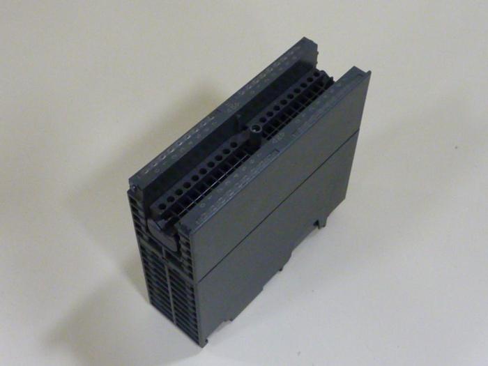 Used SIEMENS I/O Module 6ES7 323-1BL00-0AA0 #102821