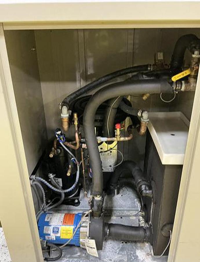 Used CONAIR EP2W05 WATER COOLED CHILLER
