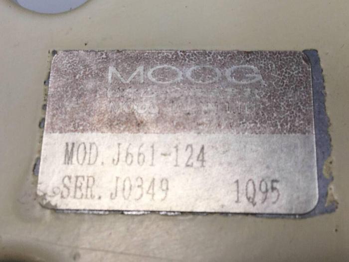 Used MOOG Valve J661-124 Used