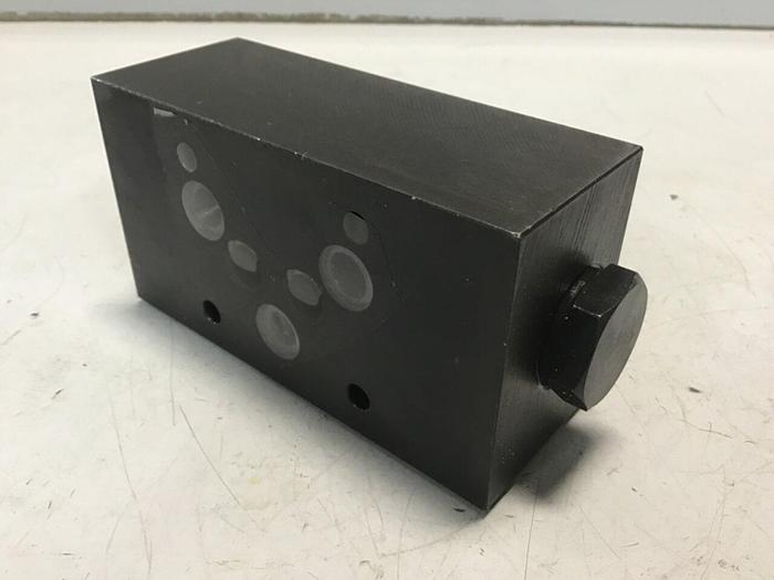 Used VICKERS Pilot Operated Check Valve DGMPC-5-ABK-BAK-30 #131950