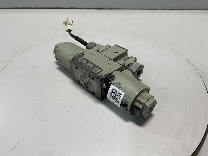 Used TOKIMEC DG4VC-3-2C-M-PS1-H-7-PC1-52