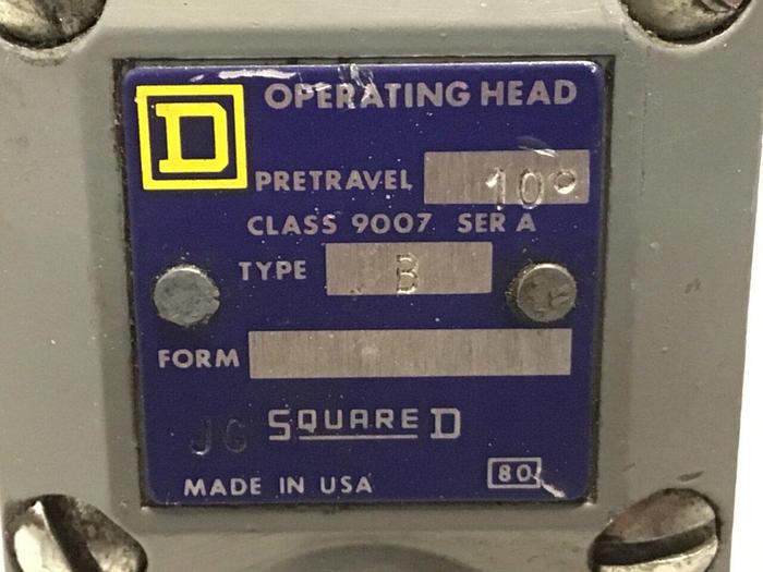 Used SQUARE D Limit Switch 9007-C66B2 #121954