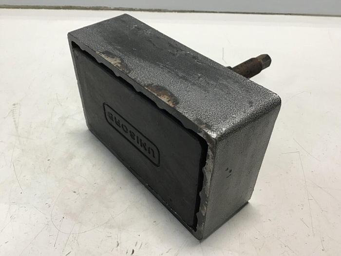 Used UNISORB Leveling Mount Pad 7 x 4 QUANTUM IM-61 #122702