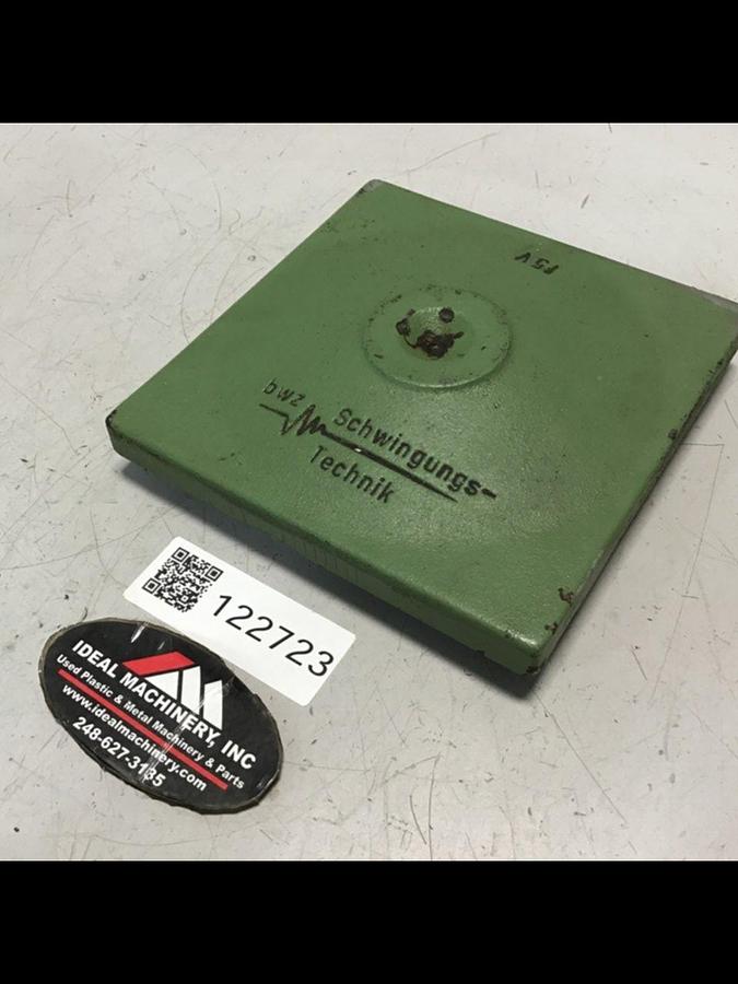 Used TECHNIK Leveling Mount Pad 6 x 6 BWZ-15V USED