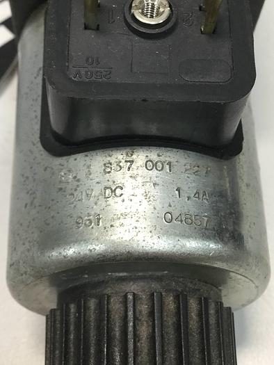 Used BOSCH Relief Valve 9810231459 081WV06P1V1091WS024/00D51 Used