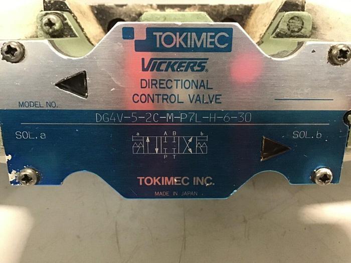 Used VICKERS Directional Control Valve DG4V-5-2C-M-P7L-H-6-30 #134418