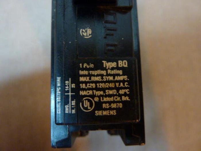 Used SIEMENS 20 Amp Circuit Breaker BQ120 #26977