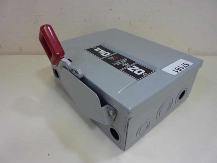 Used GENERAL ELECTRIC / GE 30 Amp Safety Disconnect Switch THN3361 #57164