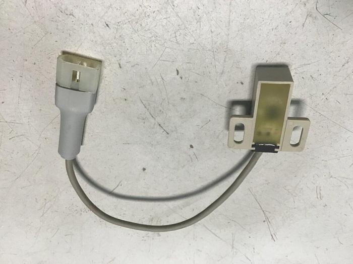 Used FUJI ELECTRIC Proximity Switch PE-B4D3 #128413