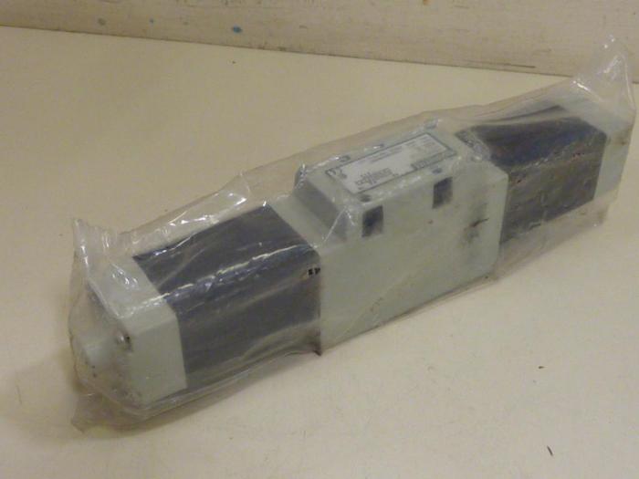 NUMATICS Pneumatic Valve IS05599/2 #66553