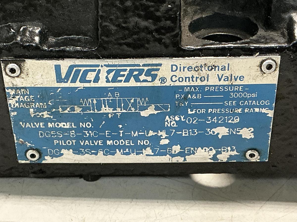 Used VICKERS DG4V-3S-6C-M-U-HL7-60-EN490-B13