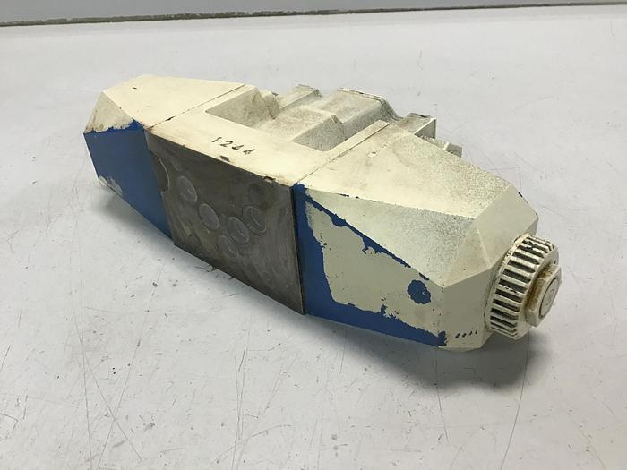 Used VICKERS DG4V-5-0C-M-P7L-H-6-30-T20