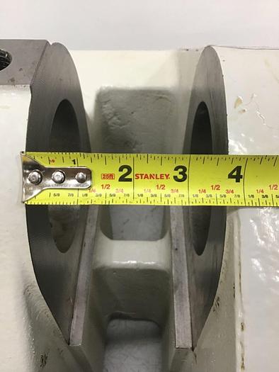 Used CINCINNATI MILACRON Rear Platen 5221616 Used