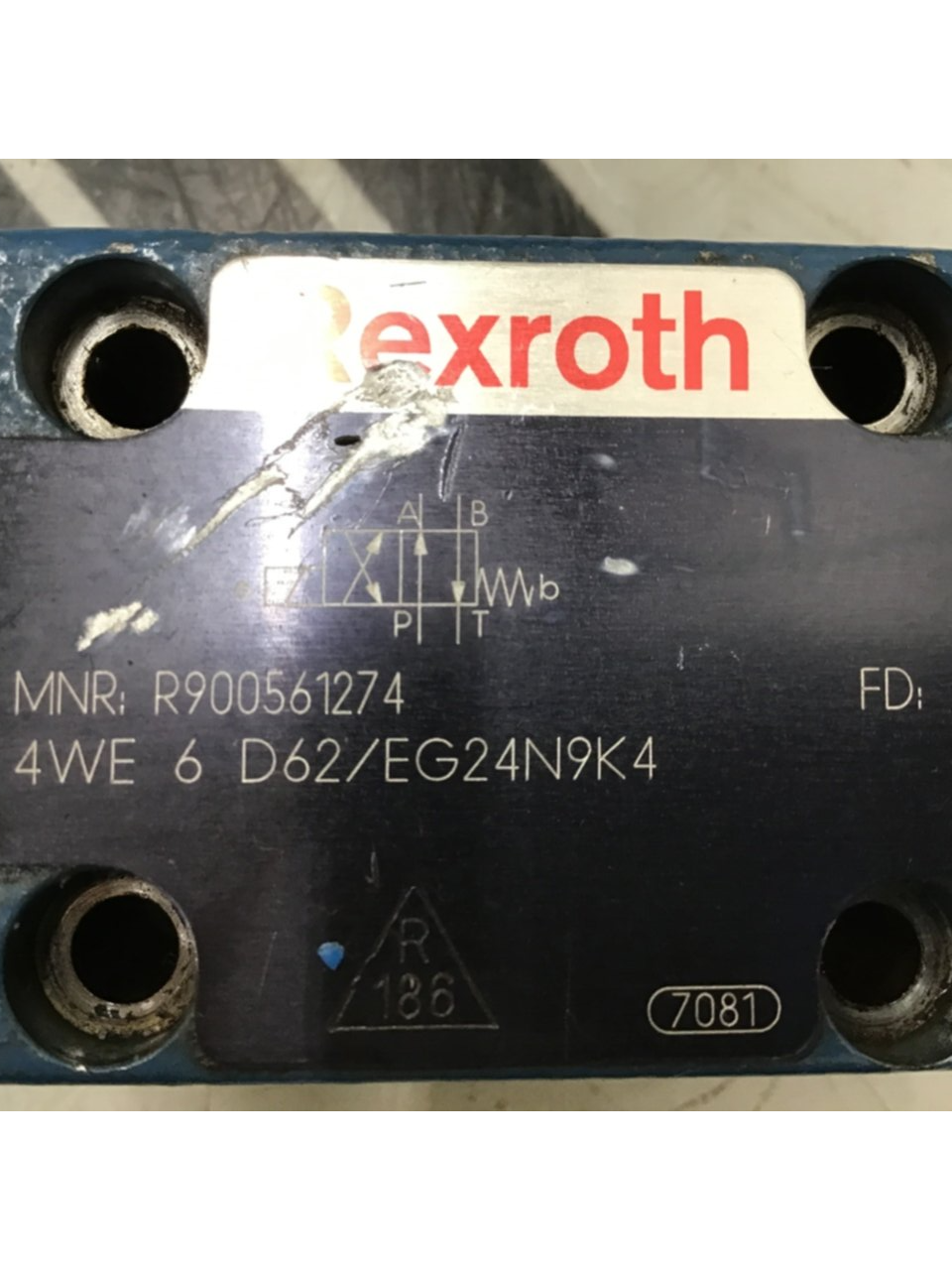 Used REXROTH Valve 4WE6D62/EG24N9K4 Used