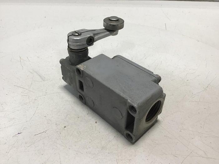 Used OMRON Limit Switch WLCA2-2 #121884