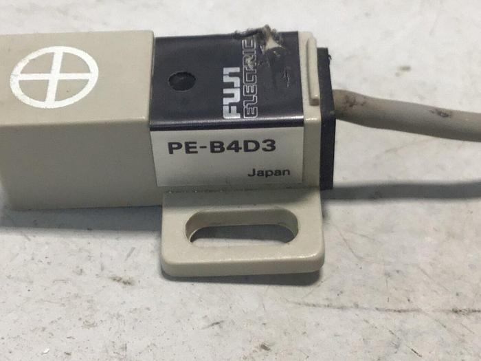 Used FUJI ELECTRIC Proximity Switch PE-B4D3 #128428