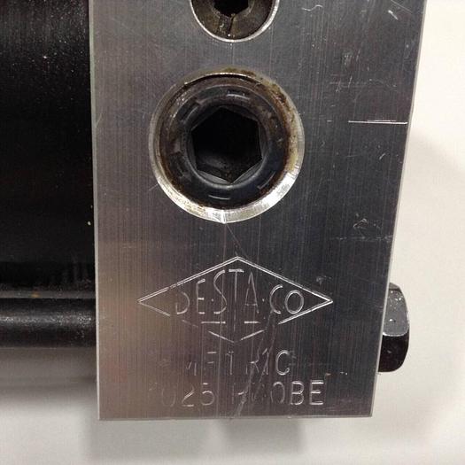 Used DESTACO Pneumatic Hold Clamp 991PMAL-020M-270B-37-11 #90054