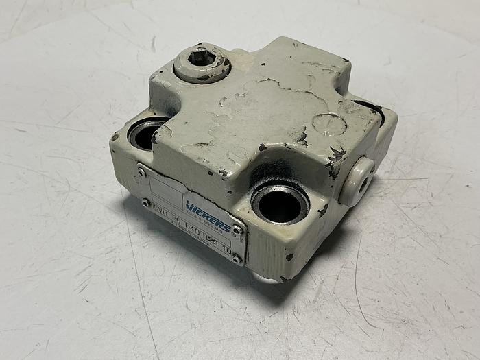 Used VICKERS CVU 25 D40 B29 10