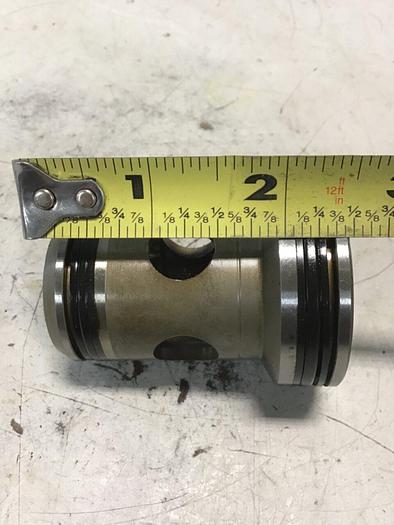 Used VICKERS Cartridge Valve Insert 25-D10-30 USed