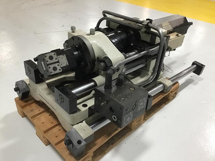 Used CINCINNATI MILACRON VT110-7 / IU 7 Oz Injection Unit Used #142522