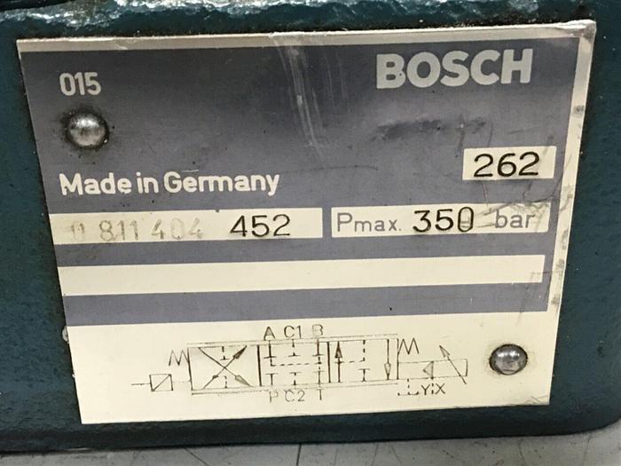 Used BOSCH Proportional Servo Valve 0 811 404 452 USED