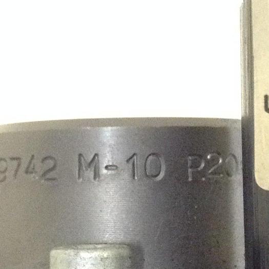 Used VICKERS Directional Control Valve CVU USED