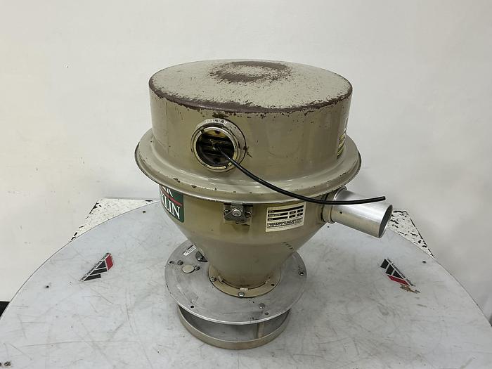 Used CONAIR FRANKLIN DL15