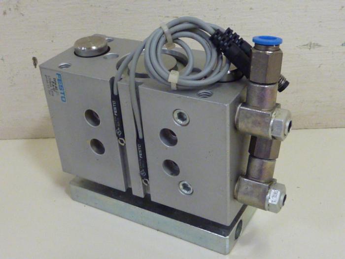Used FESTO Pneumatic Cylinder DFM-40-25-P-A-GF #57342