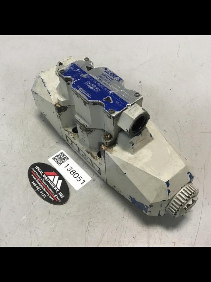 Used VICKERS Directional Control Valve DG4V533CMP7LH630 Used