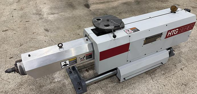 Used VAN DORN DEMAG 210HTG720 / injection unit