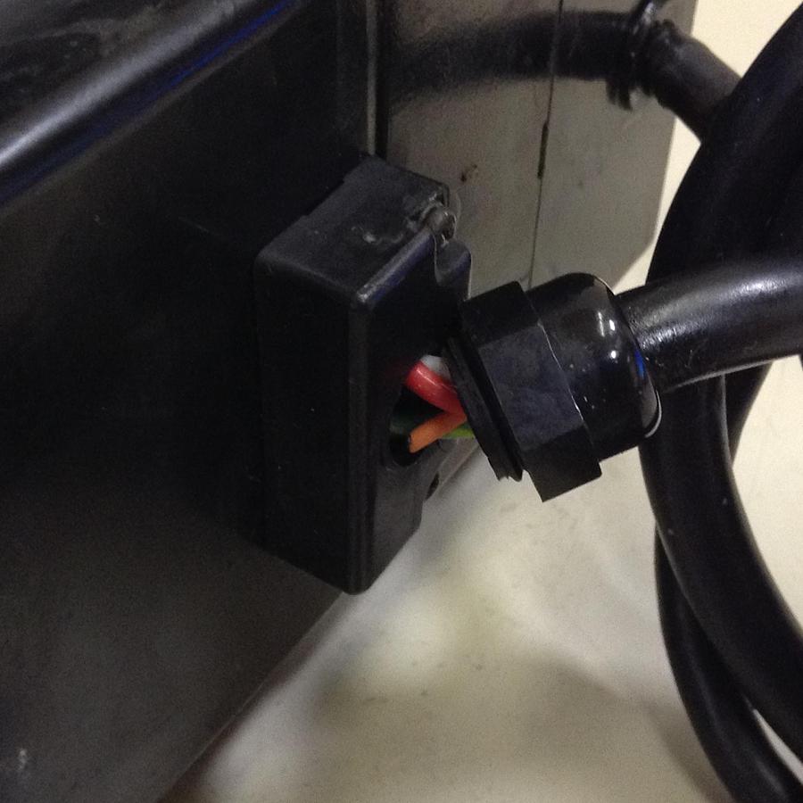 Used YASKAWA AC Servo Motor SGMP-15AWYR11 USED