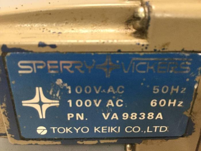 Used VICKERS Solenoid Valve DG4V30CPLT10JAS310 #99402