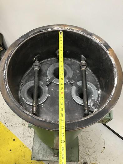 Used LR SYSTEMS Dust Collector 36 FR00 3C #127250