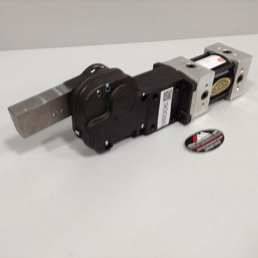 Used DESTACO Pneumatic Hold Clamp 994MAR-001M-180A-18-11 #90086
