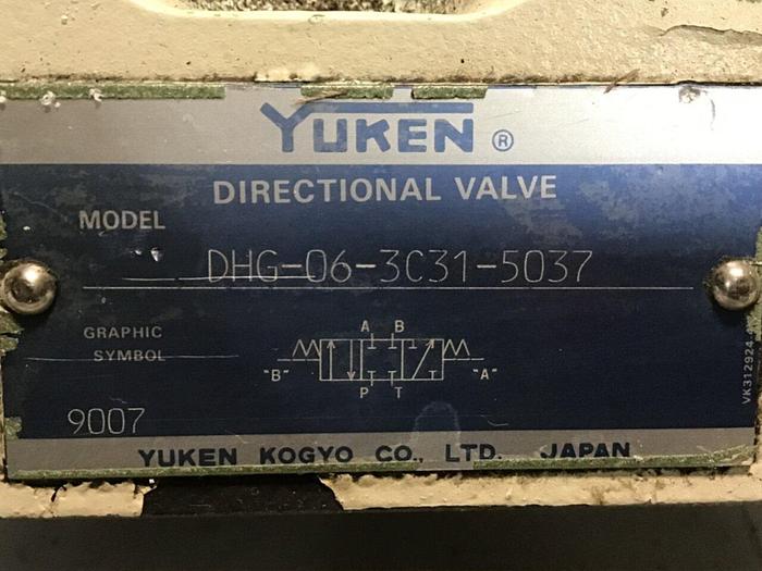 Used VICKERS Directional Control Valve DG4V36CMP7H750JA100 USED #129977