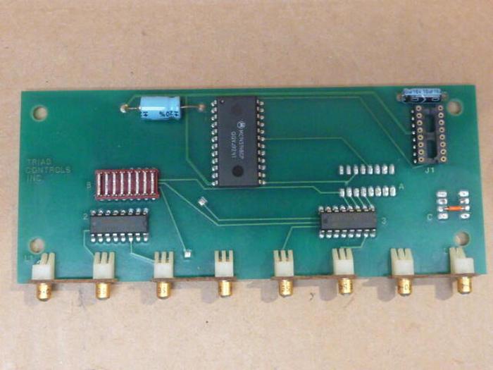 Used TRIAD CONTROLS INC Circuit Board EB32STI R01 #32285