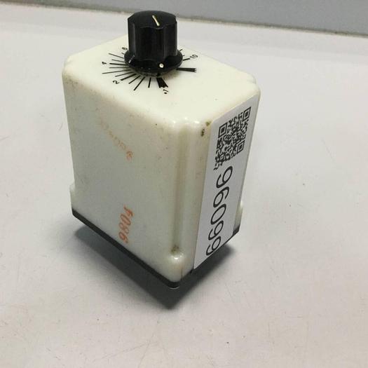 Used DAYTON Time Delay Relay 5X828F #96100