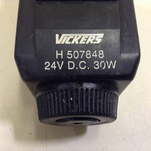 Used VICKERS Valve DG4V-3S-33C-M-U-H5-60 #87591